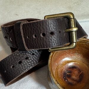 BRAVE Women's Leather belt in Brown size 34